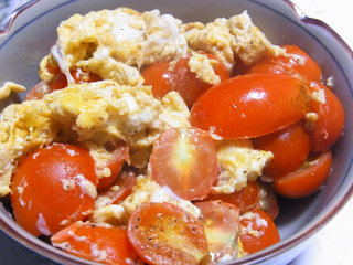 我が家の家庭菜園　その９　ズッキーニとミニトマトの料理