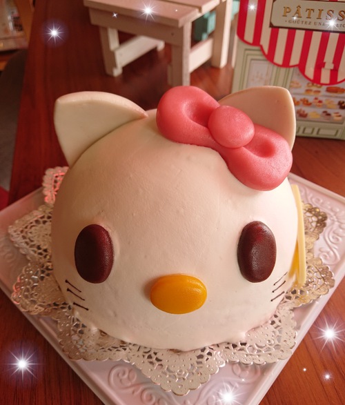 『ドーム型キャラクターケーキ☆』