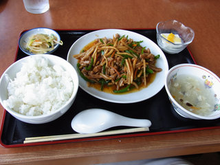 白いご飯に良く合う青椒肉絲　　四川料理　江湖＠倉賀野