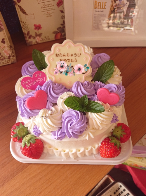 『いろいろなお誕生日ケーキ☆ミニバラ絞り』